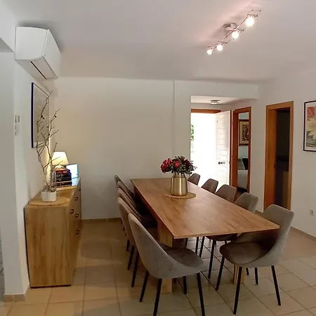 Exclusiva Con Piscina Privada En - Es-209-100 *