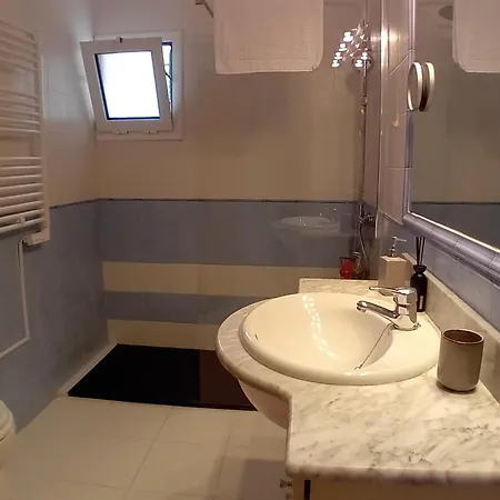 Exclusiva Con Piscina Privada En - Es-209-100