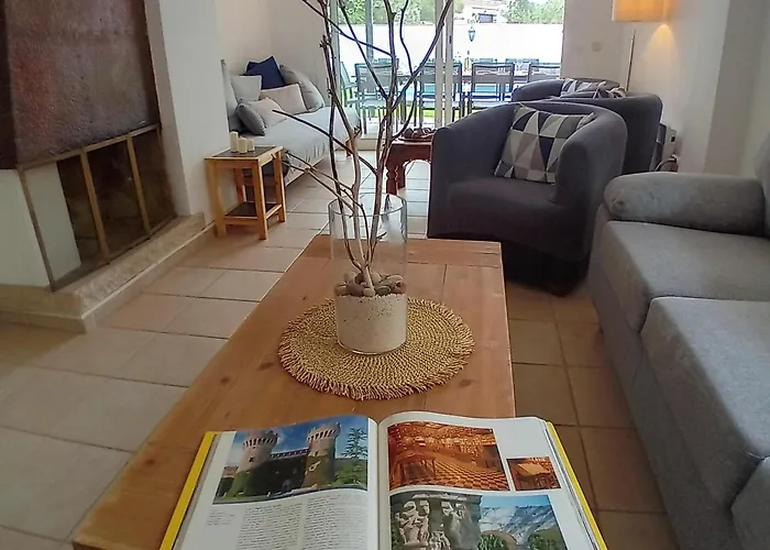 Exclusiva Con Piscina Privada En - Es-209-100 *